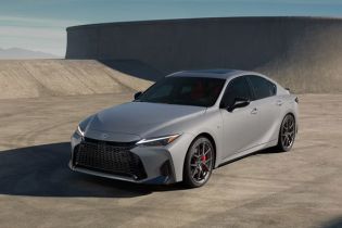 Three-quarter view of the front side of the 2026 Lexus IS 350 F SPORT