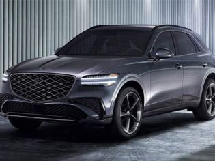 2026 Genesis GV70 Front Three-Quarter