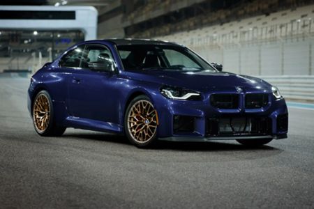 BMW M2 CS front three-quarter view