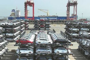 Cars waiting to be loaded onto ships for sea transport at the port