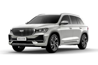 White Geely Xingyue L SUV.