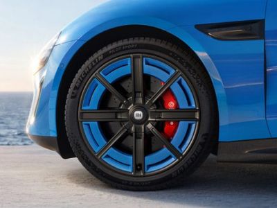 2026 Xiaomi SU7 tires