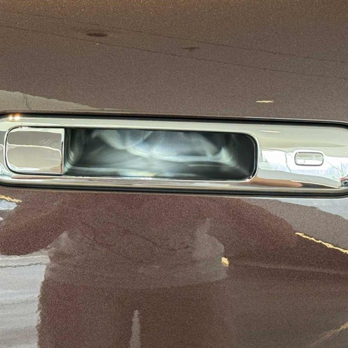AITO M9 2026 EREV Ultra 6-Seat Door Handle