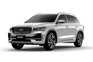 White Geely Xingyue L SUV.