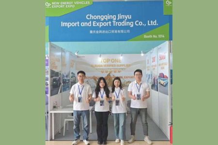 jinyu team appeared in the 4th new energy vehicles export expo
