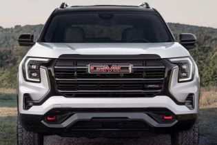 Front View of the 2026 GMC Terrain AT4