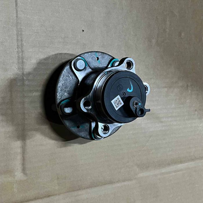 Changan UNI-T Rear Wheel Hub with Sensor Cover Top View