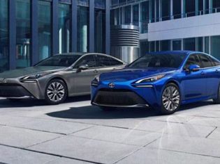 Toyota Mirai Heavy Metal and Hydro Blue paint version Front Three-Quarter