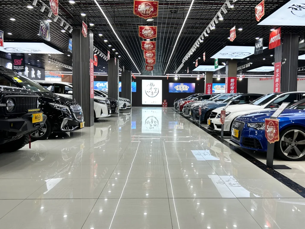 Chongqing Jinyu Xinjiang facility vehicle display zone