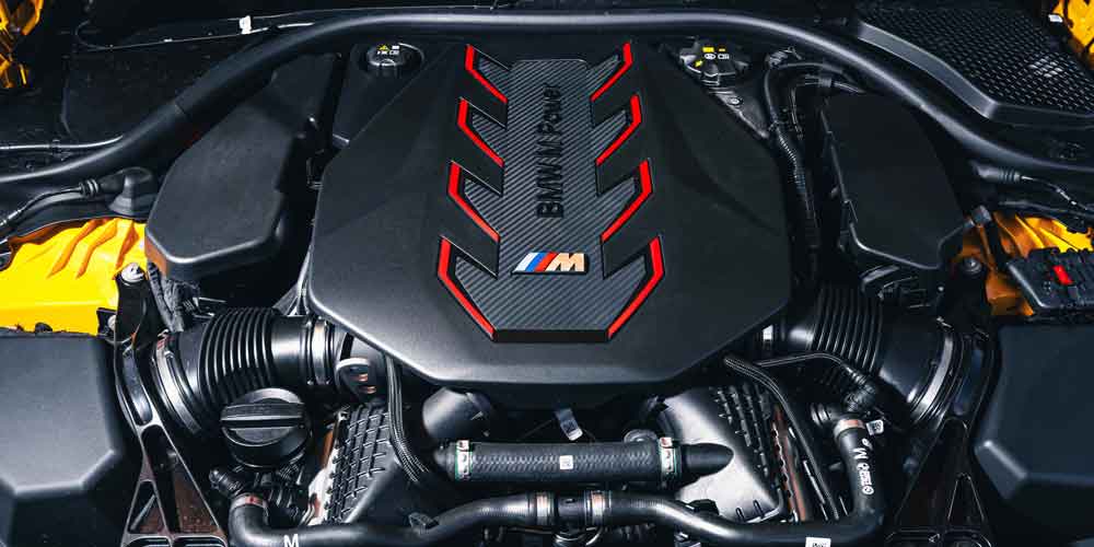 BMW M5 Engine