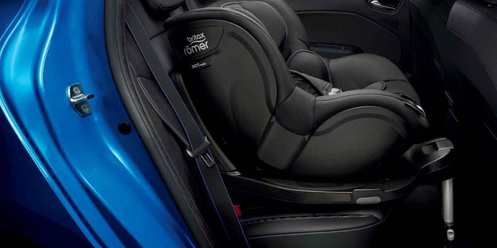 Renault Clio isofix child seat fixing points