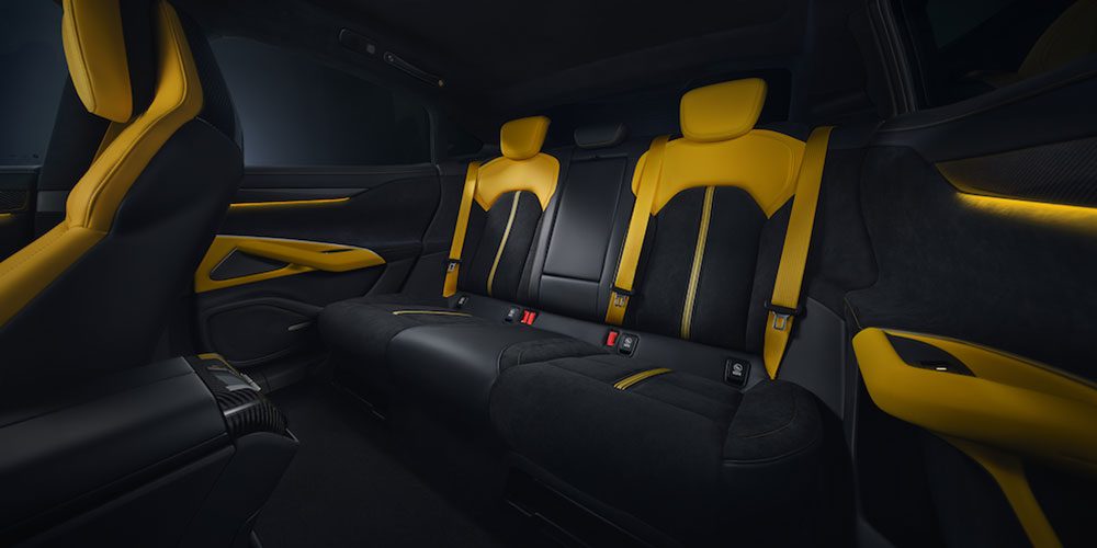 Xiaomi SU7 Ultra Interior