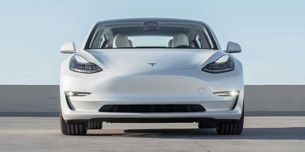 2022 tesla model 3 Front Elevation