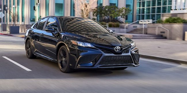 2023 Toyota Camry's driving posture