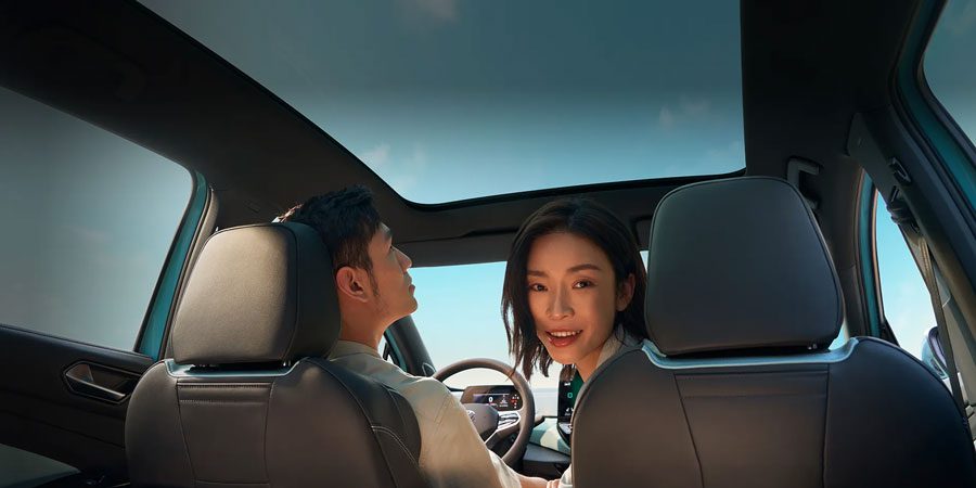 2025 Volkswagen ID.4 Panoramic Sunroof
