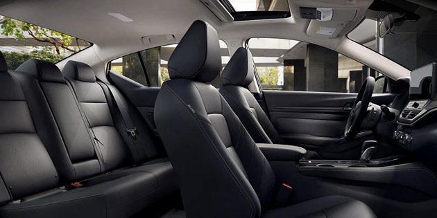 2025 Nissan Altimas interior seats