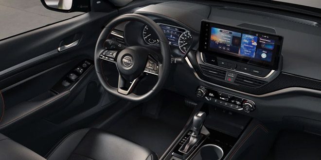 2025 Nissan Altimas leather seats