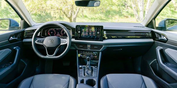 2025 Volkswagen Jetta Interior Shot