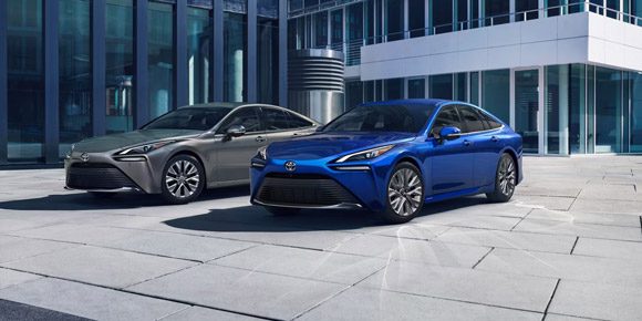 Toyota Mirai Heavy Metal and Hydro Blue paint version