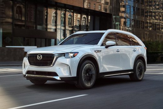 2025 Mazda CX-90 Front Three-Quarter