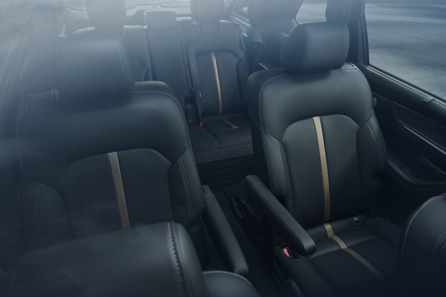 2025 Mazda CX-90 PHEV seats