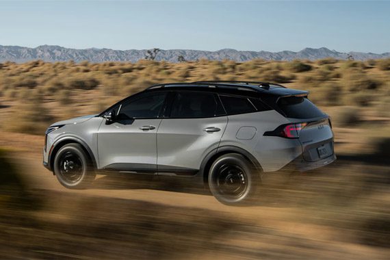 2026 Kia Sportage Rolling Shot