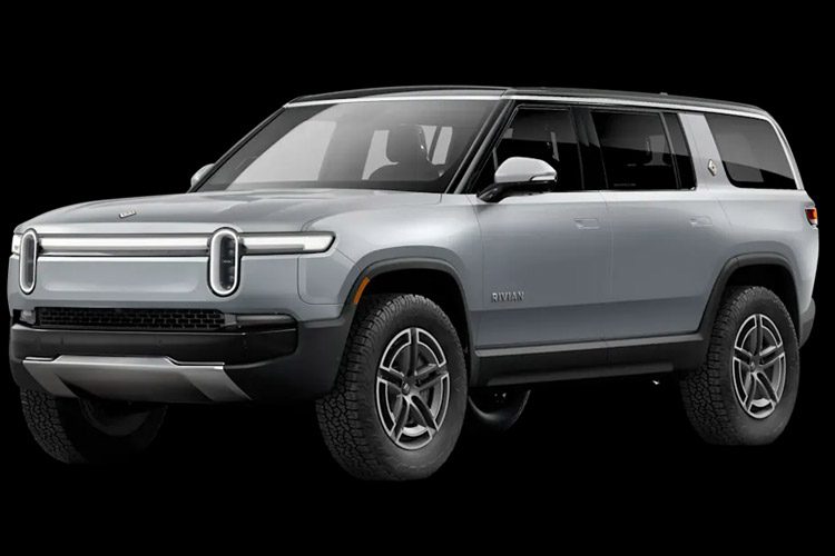 2026 Rivian R1S Front Three-Quarter