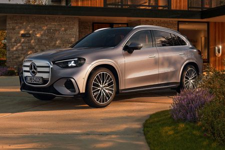 2026 Mercedes-Benz GLC Front Three-Quarter