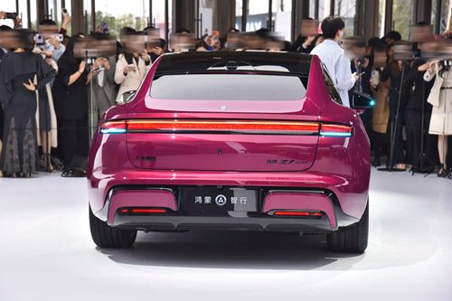 Shangjie Z7 rear view