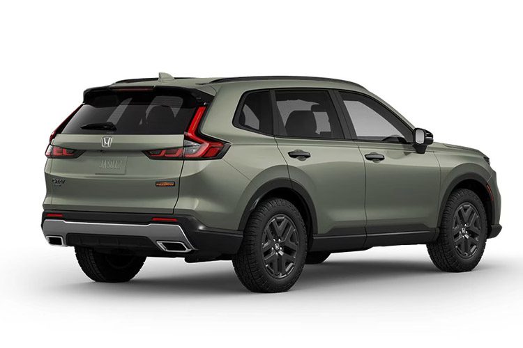 Rear three-quarter view of the 2026 CR-V AWD TrailSport Hybrid