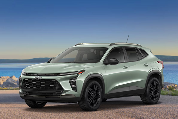 Three-quarter view of the front side of the 2026 Chevrolet Trax ACTIV