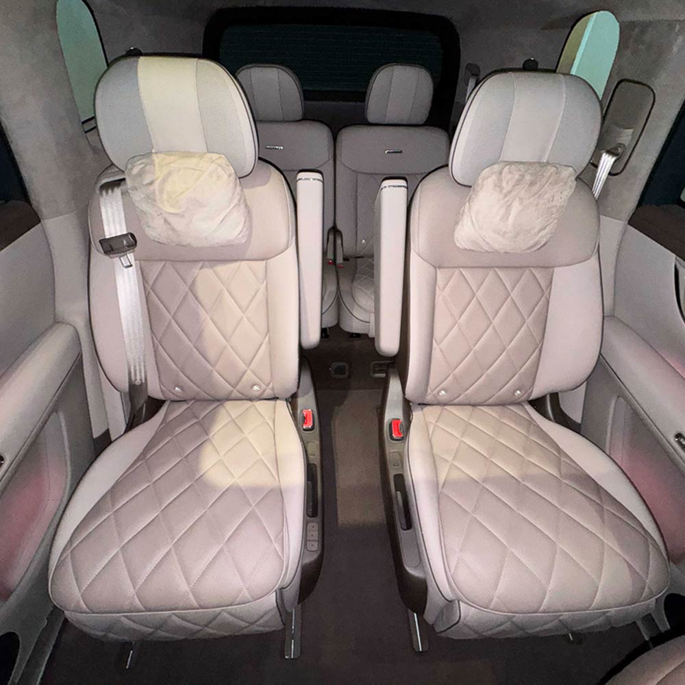 AITO M9 2026 EREV Ultra 6-Seat Rear Seat Layout