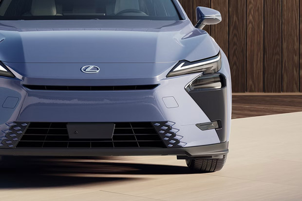 Close-up of the front grille of the 2026 Lexus ES 350h Premium