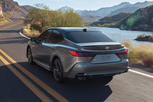 Three-quarter view of the rear of the 2026 Toyota Camry