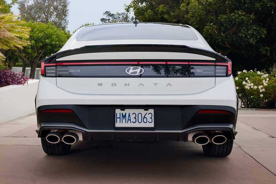 Rear view of the 2026 Hyundai Sonata N Line